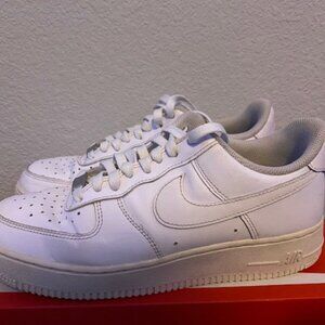 Nike Air Force 1